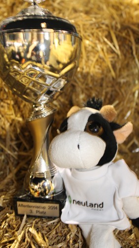 Lucky von Neuland-Medien beim Affentenniscup